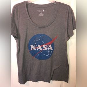 Vintage NASA grey women’s shirt 2XL. Preowned l. “As is”